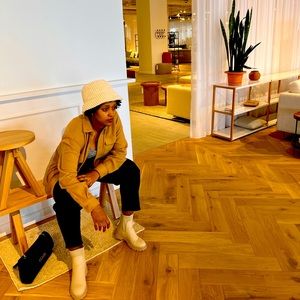 Meet your Posher, Mitu